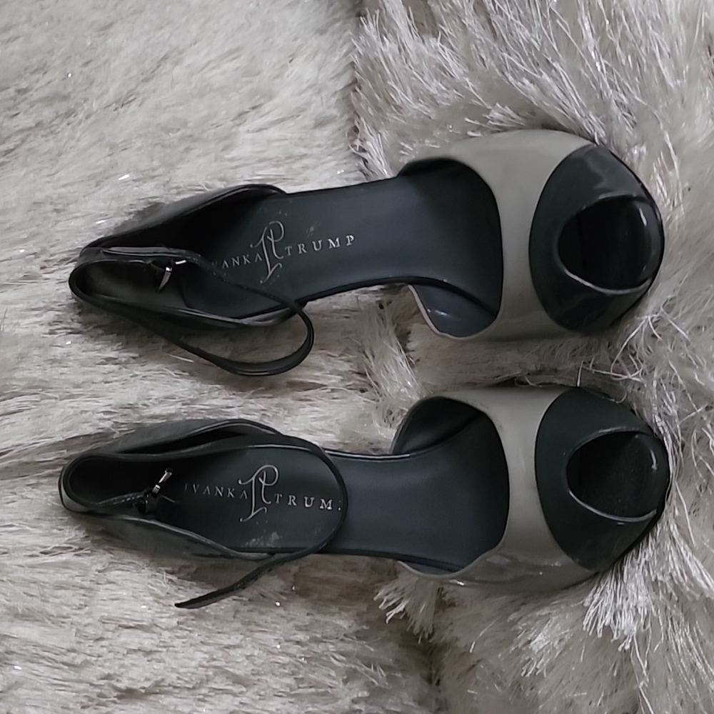 GRAY Color Block high heels by Ivanka Trump